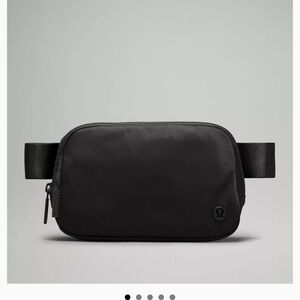 lululemon athletica Men's Black Belt Bag